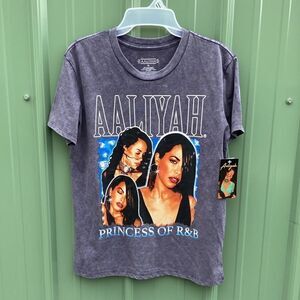 Men’s Soft Lightweight Aaliyah Princess of R&B Short Sleeve T-Shirt Size M